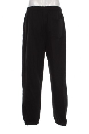 Pantaloni trening de bărbați Urban Classics, Mărime L, Culoare Negru, Preț 78,22 Lei