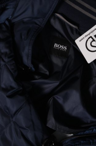 Pánska bunda  BOSS, Veľkosť L, Farba Modrá, Cena  222,00 €