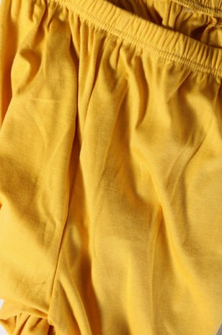 Пижама, Размер S, Цвят Жълт, Цена 14,21 лв.