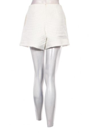 Damen Shorts ASOS, Größe M, Farbe Weiß, Preis 14,20 €