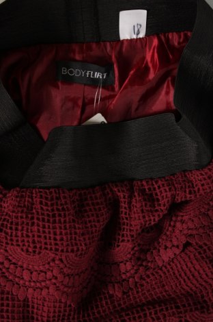 Rock Body Flirt, Größe M, Farbe Rot, Preis 4,33 €