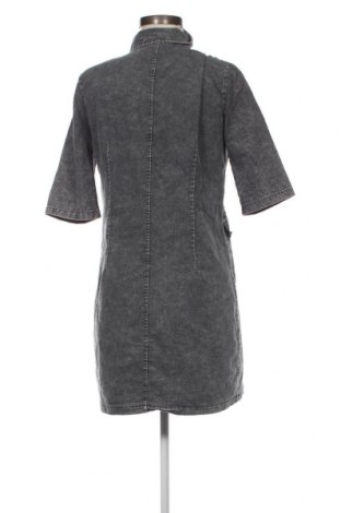 Kleid, Größe M, Farbe Grau, Preis 5,93 €