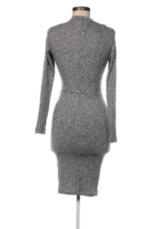 Kleid Amisu, Größe S, Farbe Grau, Preis 5,45 €