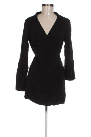 Φόρεμα Bershka, Μέγεθος L, Χρώμα Μαύρο, Τιμή 9,15 €