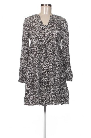Kleid C&A, Größe M, Farbe Mehrfarbig, Preis 4,64 €