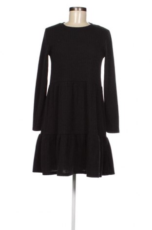 Φόρεμα Chicoree, Μέγεθος M, Χρώμα Μαύρο, Τιμή 4,66 €