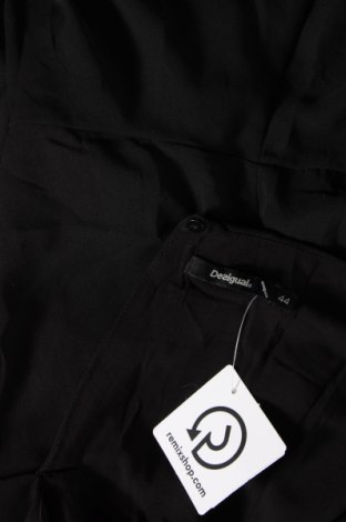 Φόρεμα Desigual, Μέγεθος XL, Χρώμα Μαύρο, Τιμή 43,30 €