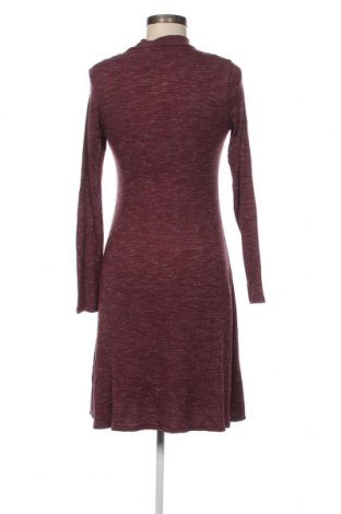 Kleid Find., Größe M, Farbe Rot, Preis € 8,27