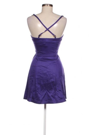 Kleid French Connection, Größe M, Farbe Lila, Preis 21,49 €