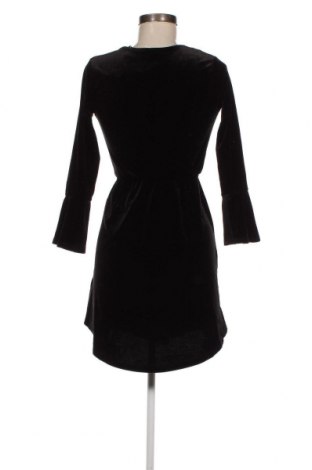 Šaty  H&M Divided, Velikost XS, Barva Černá, Cena  462,00 Kč