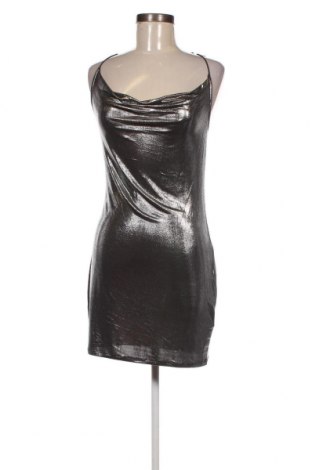 Kleid H&M Divided, Größe M, Farbe Silber, Preis 10,90 €