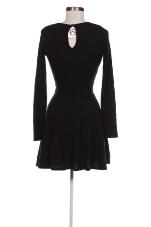 Šaty  Hollister, Veľkosť S, Farba Čierna, Cena  4,42 €