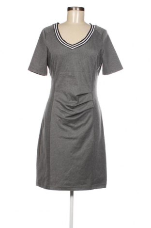 Kleid Kaffe, Größe M, Farbe Grau, Preis € 4,85