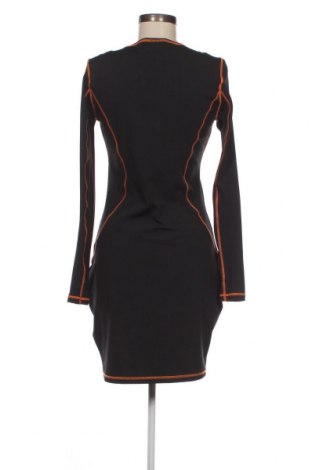 Φόρεμα Karl Kani, Μέγεθος M, Χρώμα Μαύρο, Τιμή 21,65 €
