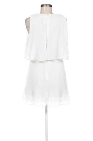 Kleid Missguided, Größe M, Farbe Weiß, Preis 20,18 €