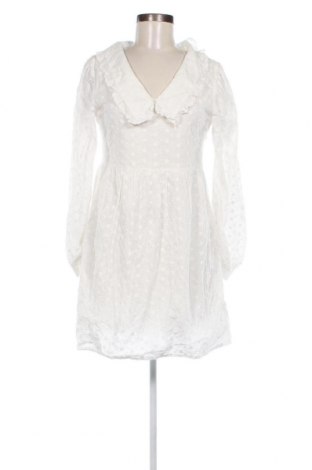 Kleid NA-KD, Größe M, Farbe Weiß, Preis 24,55 €