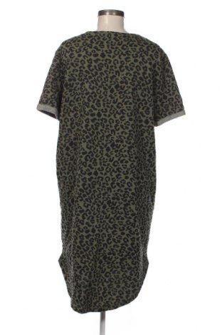 Kleid ONLY Carmakoma, Größe L, Farbe Grün, Preis 17,12 €