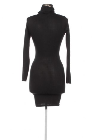 Φόρεμα Pretty Little Thing, Μέγεθος S, Χρώμα Μαύρο, Τιμή 17,94 €