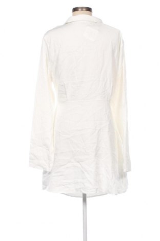 Φόρεμα Pretty Little Thing, Μέγεθος XL, Χρώμα Λευκό, Τιμή 23,04 €