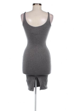 Kleid Pull&Bear, Größe S, Farbe Grau, Preis € 5,19