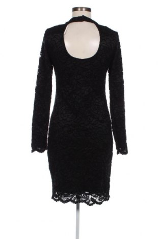 Φόρεμα Reserved, Μέγεθος M, Χρώμα Μαύρο, Τιμή 35,88 €