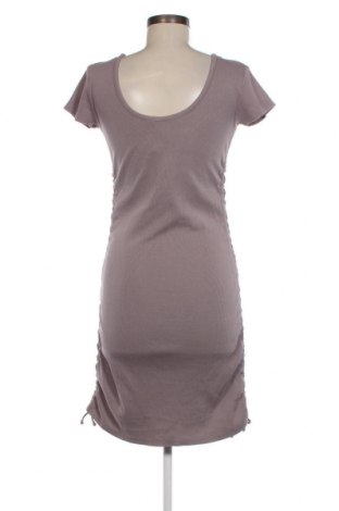 Kleid Review, Größe L, Farbe Lila, Preis 7,89 €