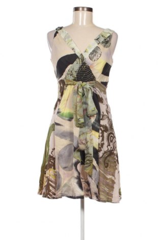 Kleid St-Martins, Größe M, Farbe Mehrfarbig, Preis 2,21 €