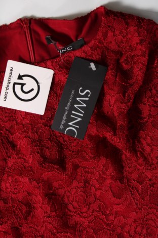 Šaty  Swing, Velikost M, Barva Červená, Cena  2 580,00 Kč