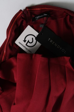 Šaty  Trendyol, Veľkosť M, Farba Červená, Cena  34,02 €