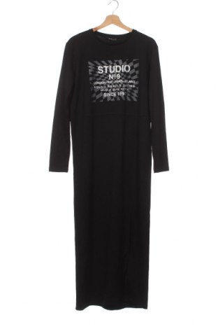 Šaty  Trendyol, Velikost XS, Barva Černá, Cena  323,00 Kč