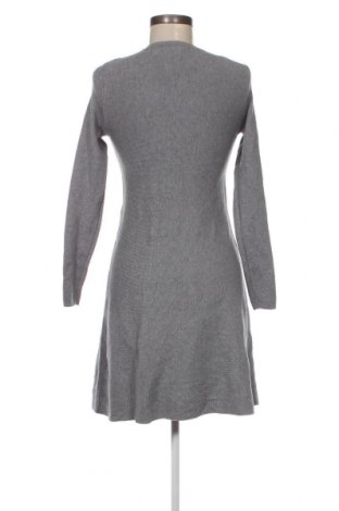 Kleid Vero Moda, Größe XS, Farbe Grau, Preis 2,51 €