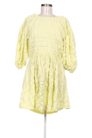 Kleid Weekday, Größe M, Farbe Gelb, Preis € 9,65