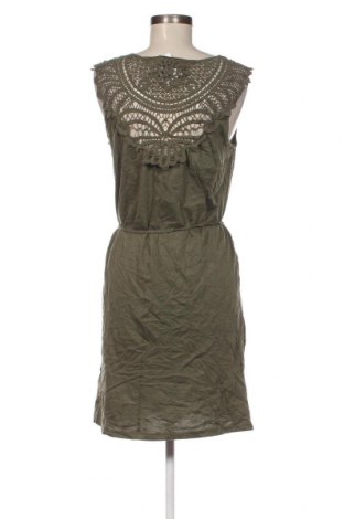 Kleid Yessica, Größe S, Farbe Grün, Preis 5,45 €