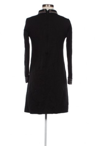 Φόρεμα Yfl Reserved, Μέγεθος M, Χρώμα Μαύρο, Τιμή 9,15 €