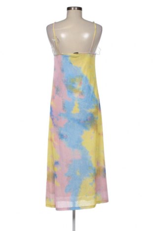 Φόρεμα Yfl Reserved, Μέγεθος M, Χρώμα Πολύχρωμο, Τιμή 10,76 €