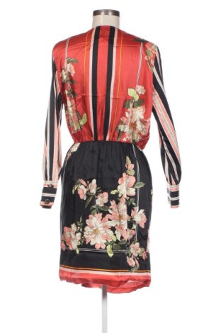 Kleid Zara, Größe M, Farbe Mehrfarbig, Preis 10,02 €