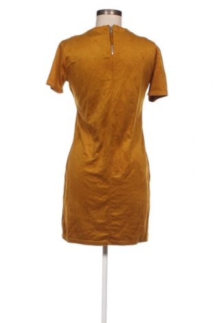Рокля Zara Trafaluc, Размер S, Цвят Жълт, Цена 10,29 лв.