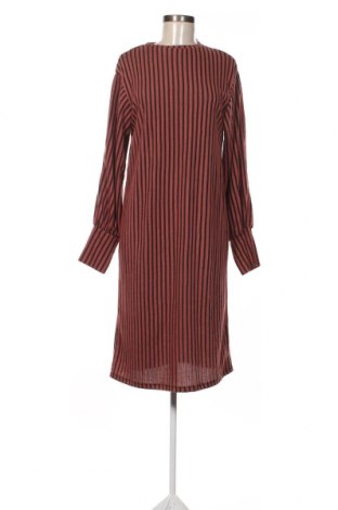 Φόρεμα Zara Trafaluc, Μέγεθος S, Χρώμα Σάπιο μήλο, Τιμή 15,22 €