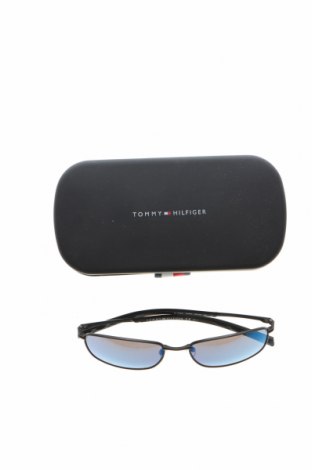 Sonnenbrille Tommy Hilfiger, Farbe Schwarz, Preis € 112,89