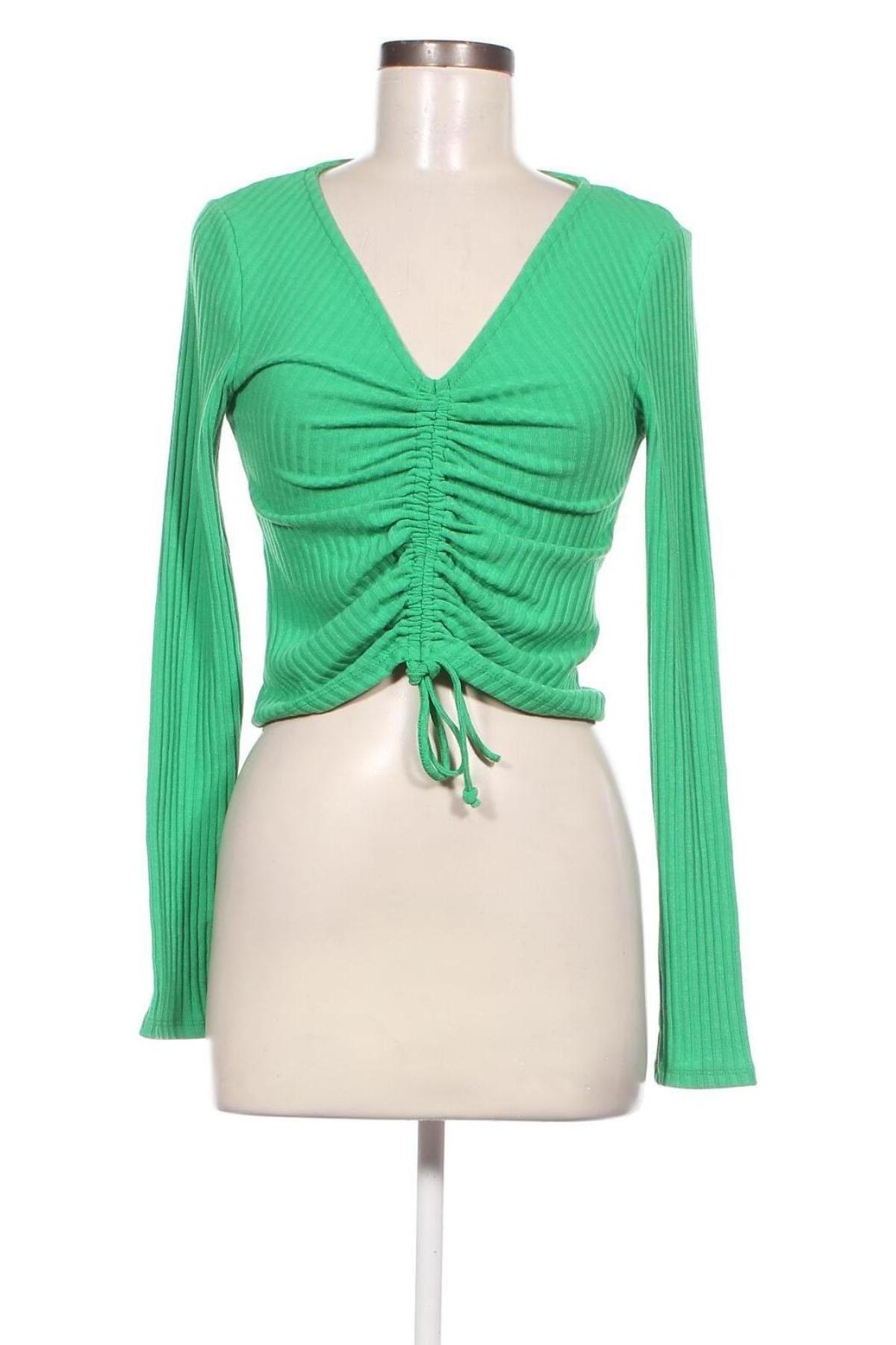Γυναικεία μπλούζα Fb Sister, Μέγεθος M, Χρώμα Πράσινο, Τιμή 4,00 €