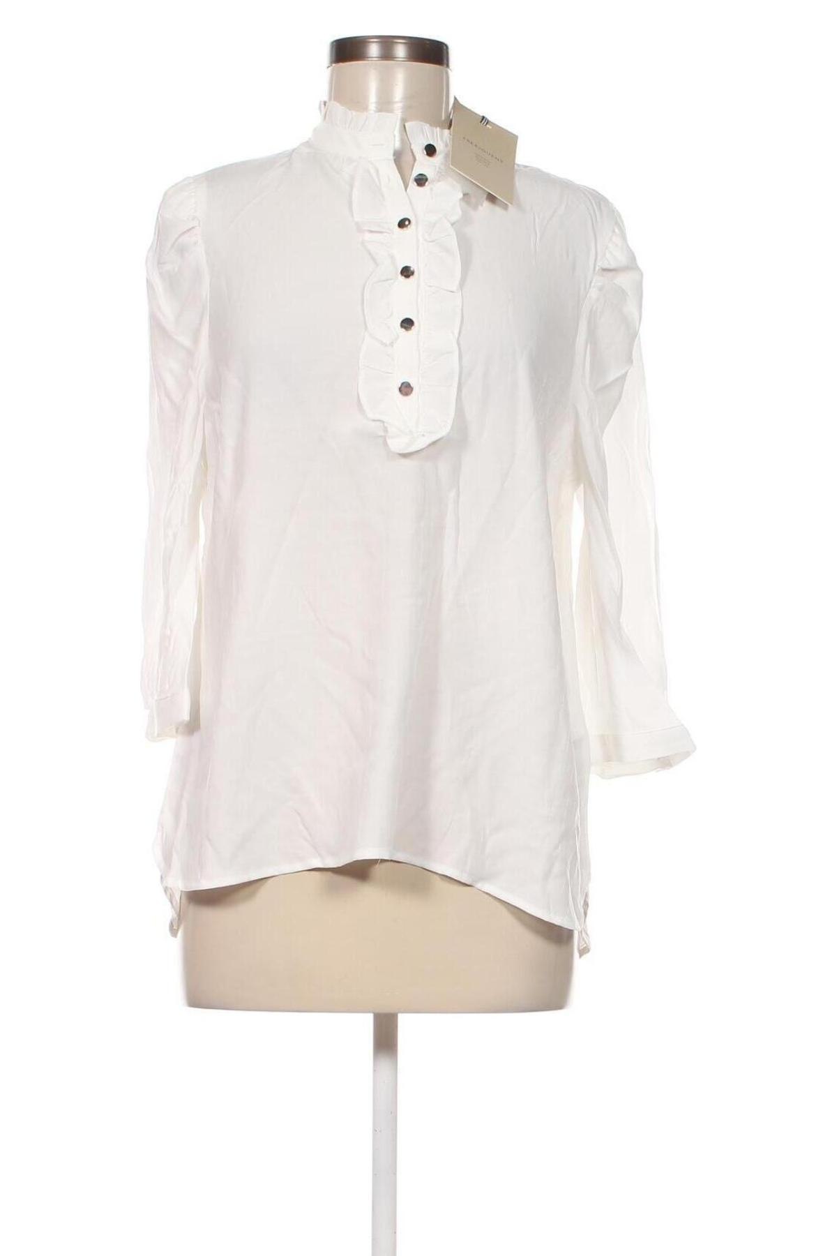 Дамска блуза Free Quent, Размер S, Цвят Бял, Цена 18,00 лв.