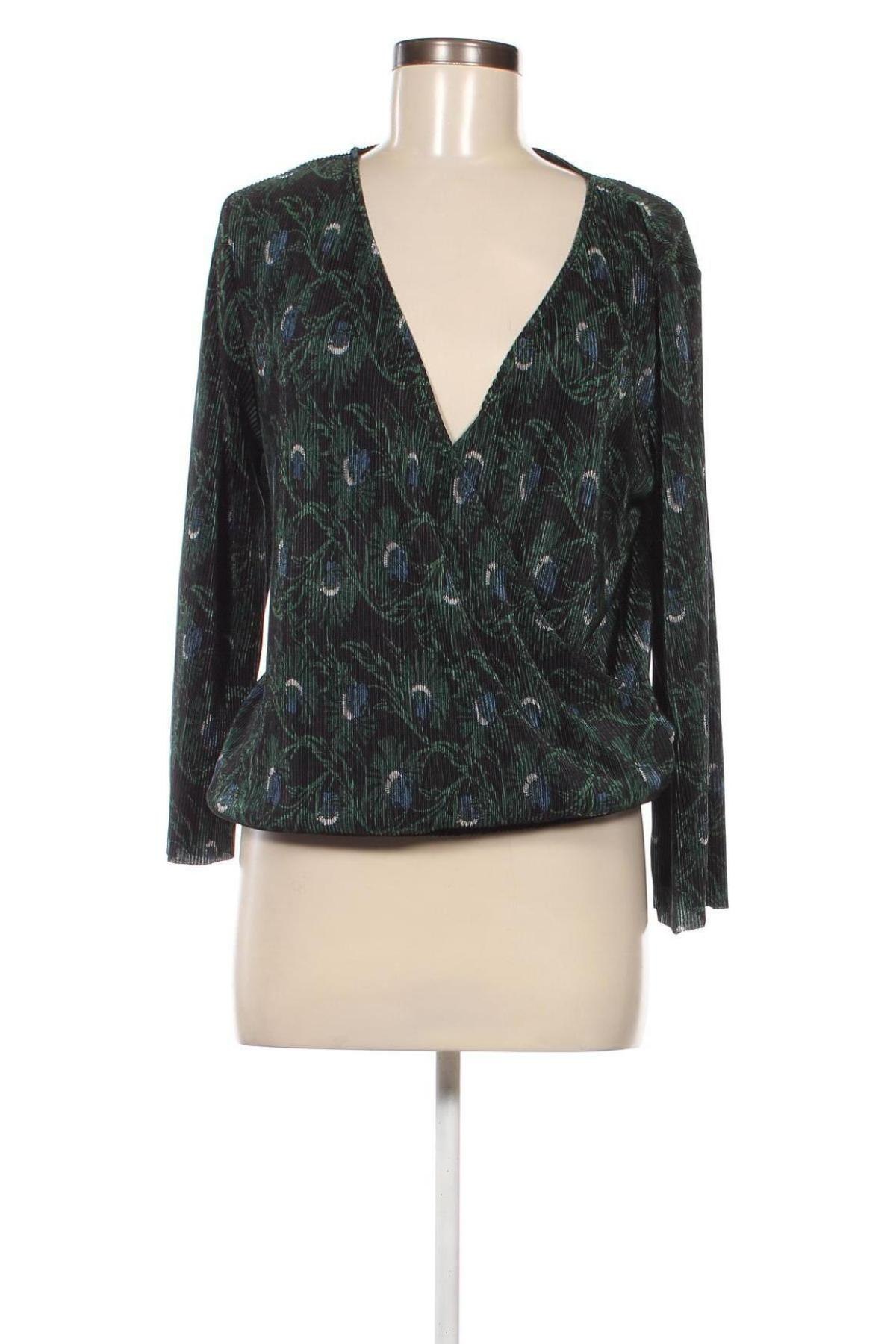 Дамска блуза Gina Tricot, Размер L, Цвят Зелен, Цена 10,79 лв.