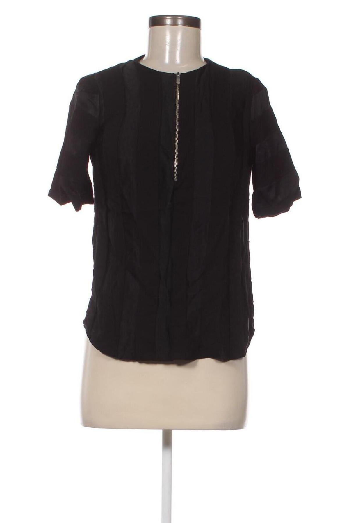 Дамска блуза Just Female, Размер S, Цвят Черен, Цена 10,22 лв.