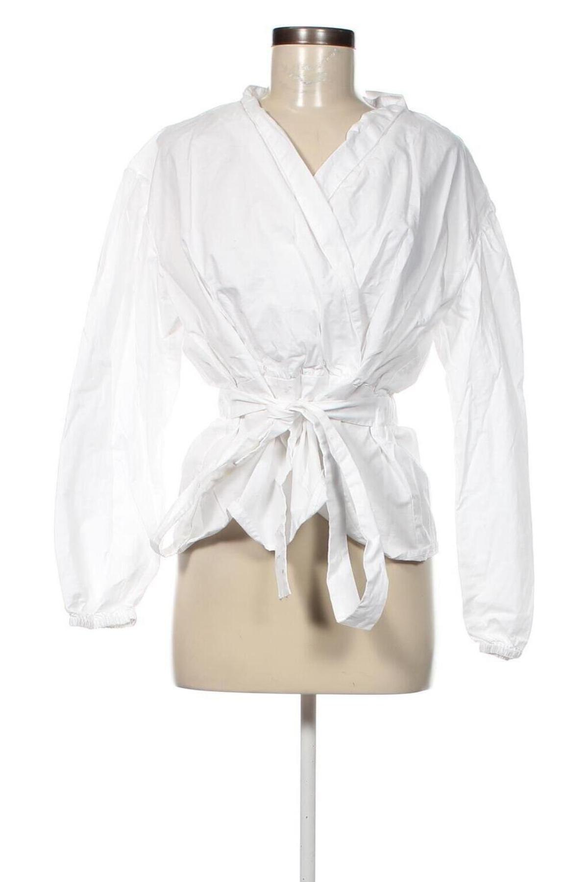 Damen Shirt Lounge Nine, Größe M, Farbe Weiß, Preis 37,86 €