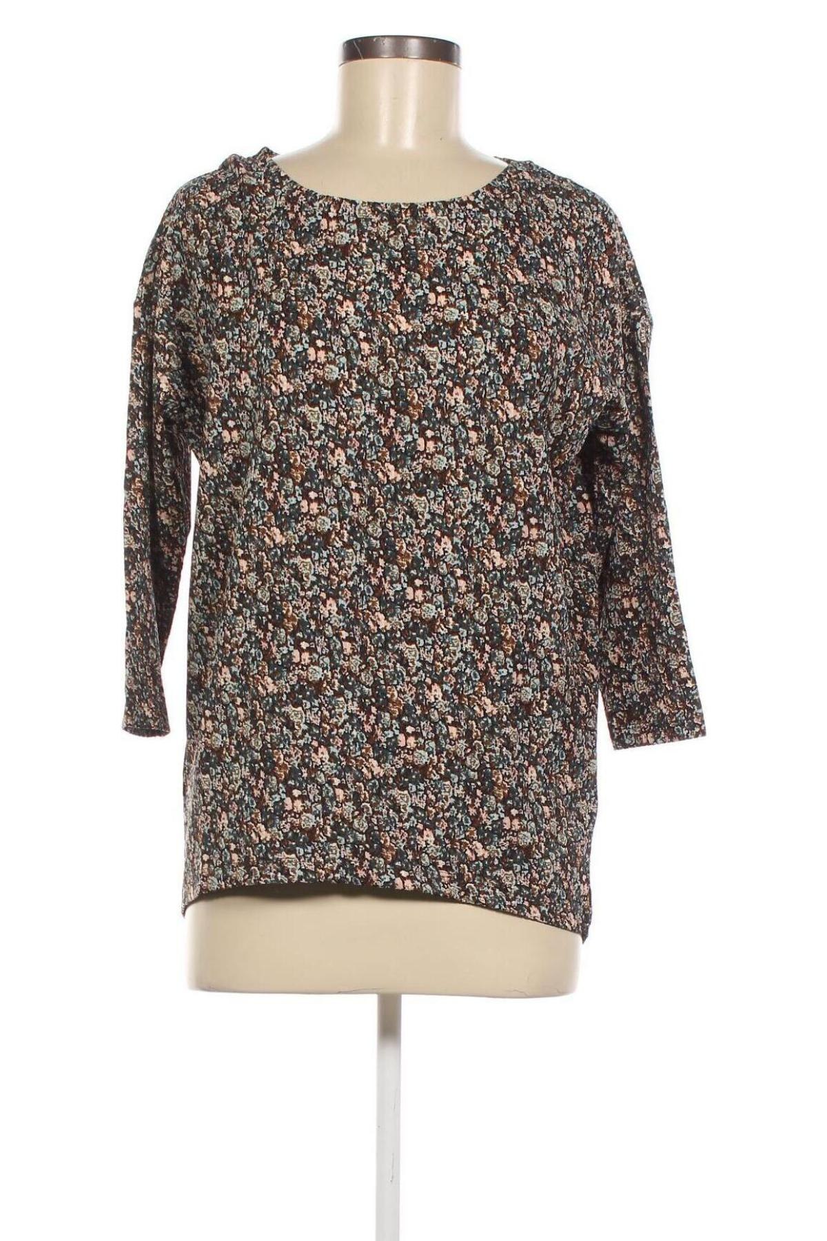 Γυναικεία μπλούζα ONLY, Μέγεθος XS, Χρώμα Πολύχρωμο, Τιμή 3,92 €