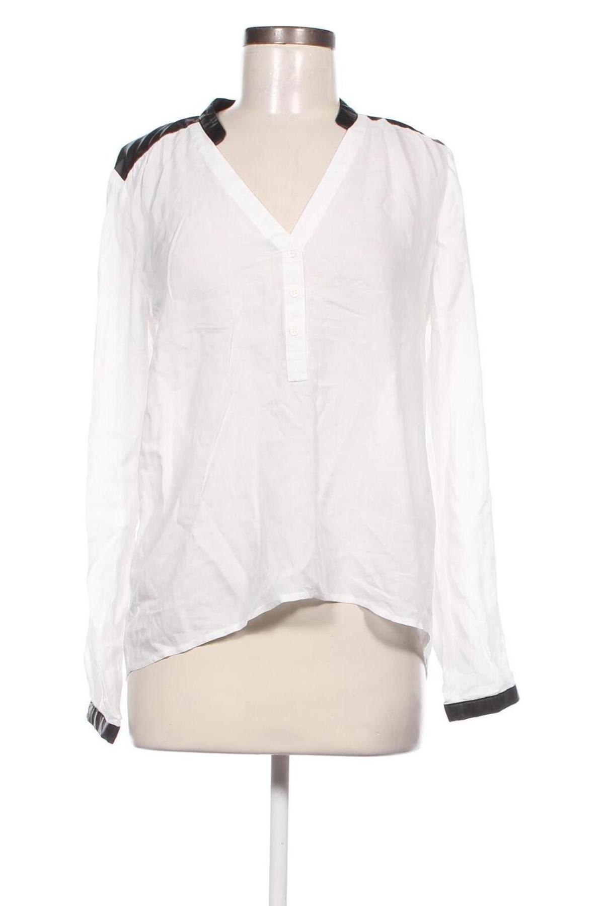 Γυναικεία μπλούζα ONLY, Μέγεθος S, Χρώμα Λευκό, Τιμή 2,31 €