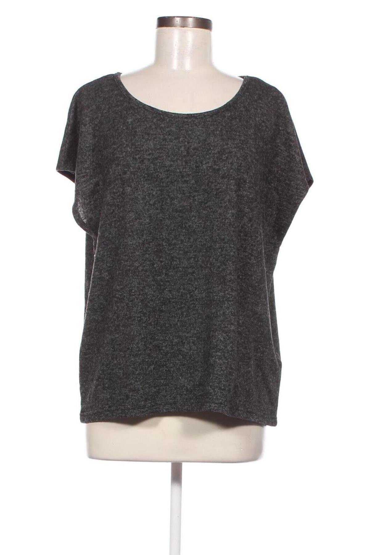 Γυναικεία μπλούζα VILA, Μέγεθος L, Χρώμα Γκρί, Τιμή 4,12 €