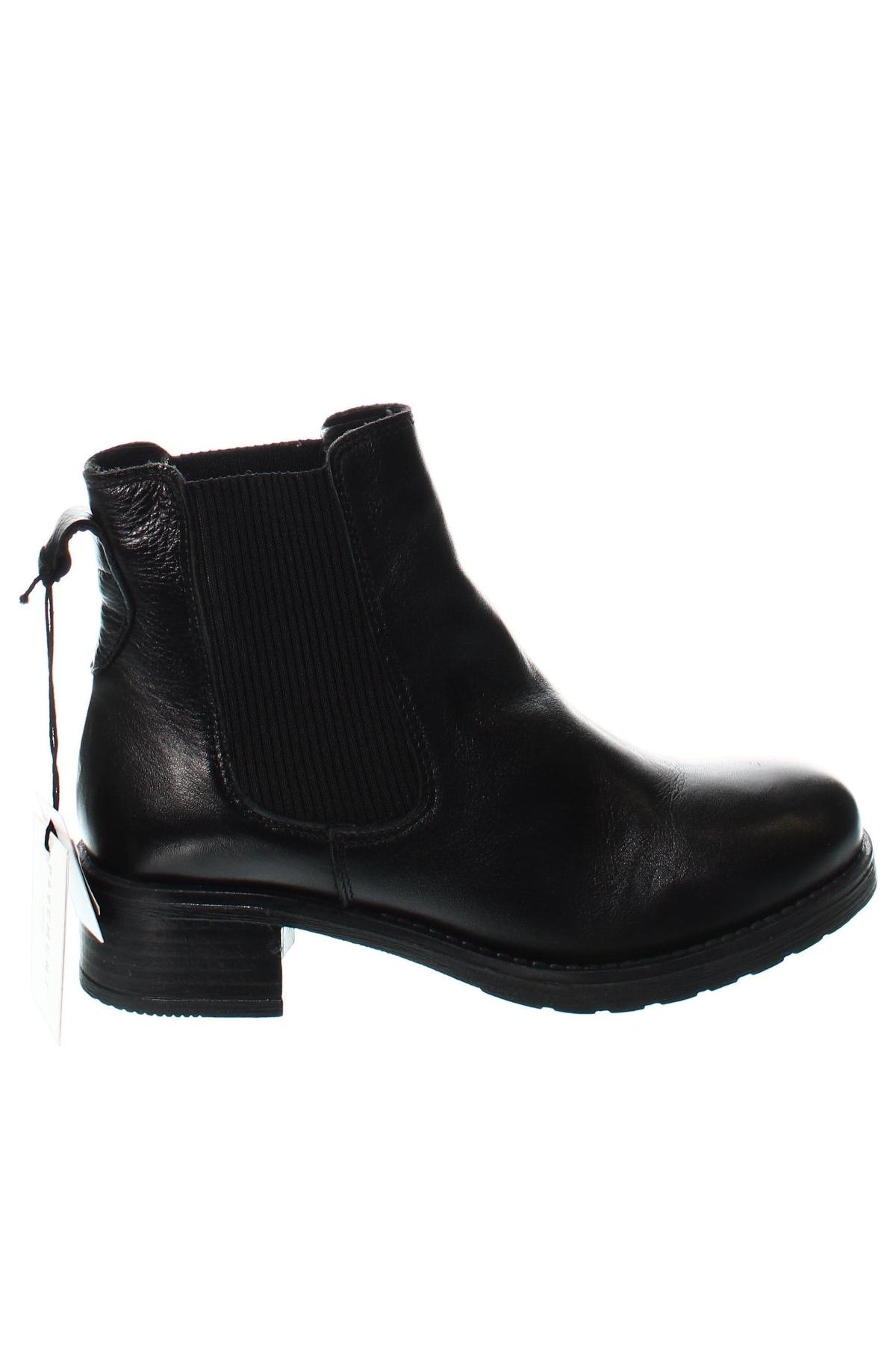 Dámské boty  Pavement, Velikost 40, Barva Černá, Cena  963,00 Kč