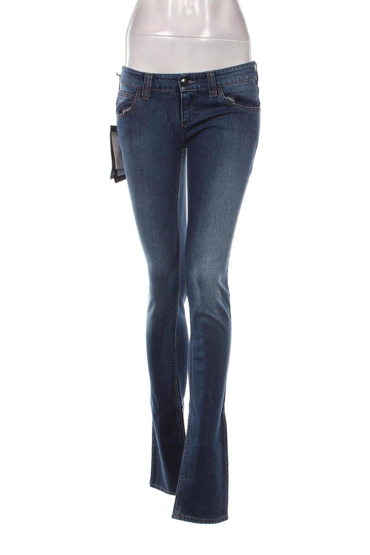 Дамски дънки Armani Jeans, Размер S, Цвят Син, Цена 205,74 лв.