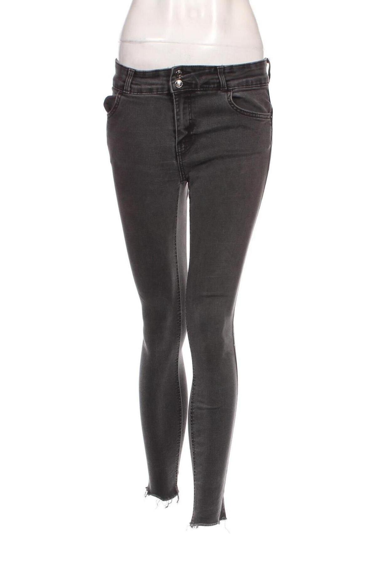Damen Jeans Bershka, Größe M, Farbe Grau, Preis 8,01 €
